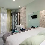 Beautiful In With Sauna Tatil Evi